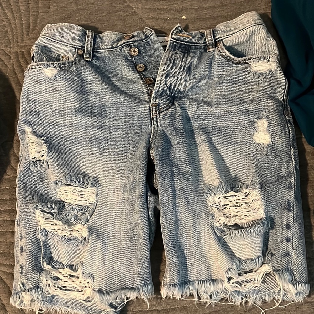 Loose fitted biker shorts size Medium never worn